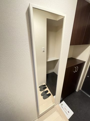 エル・セレーノ石屋川の玄関