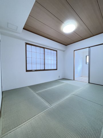 グランディア花隈駅前の和室