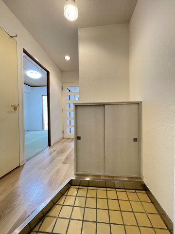 グランディア花隈駅前の玄関