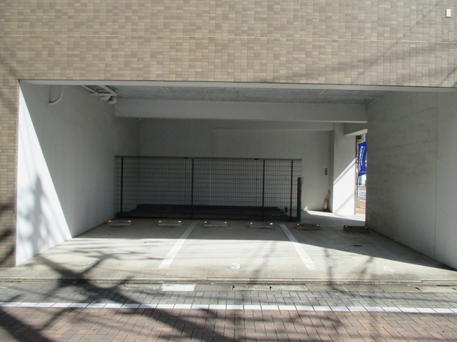 姪浜シルキーⅠの駐車場