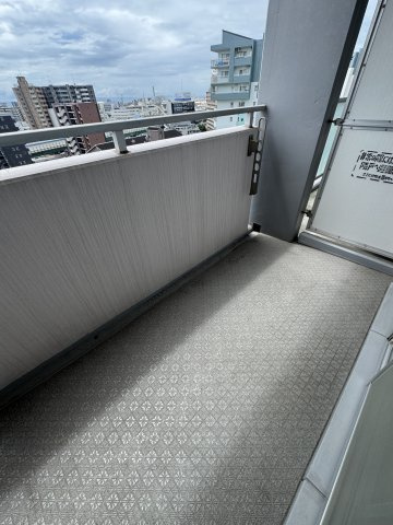 キャナルタウンウェスト2号棟のバルコニー