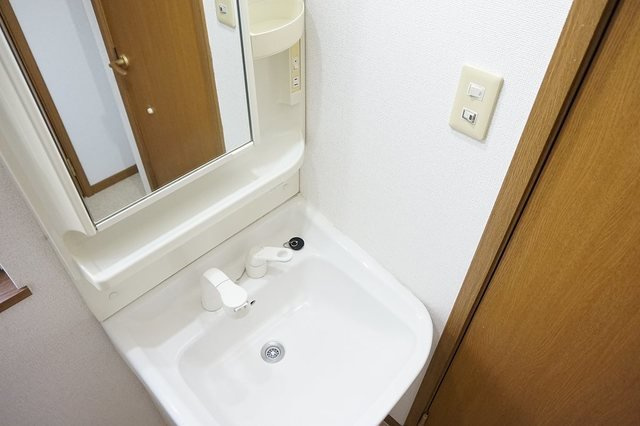 クルーセ　メゾンの洗面所|コンパクトで使いやすい洗面所
