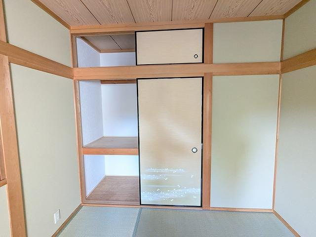 出屋敷元町1丁目　中古一戸建ての内装|和室の押入
■物件内覧・資金計画相談・住宅ローン相談、リフォーム相談、お問合せ受付中■
※当日・翌日のご内覧、ご相談はお電話でのお問合せがスムーズです！