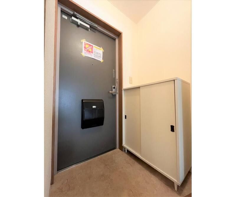 ヴィエント　フレスコの玄関