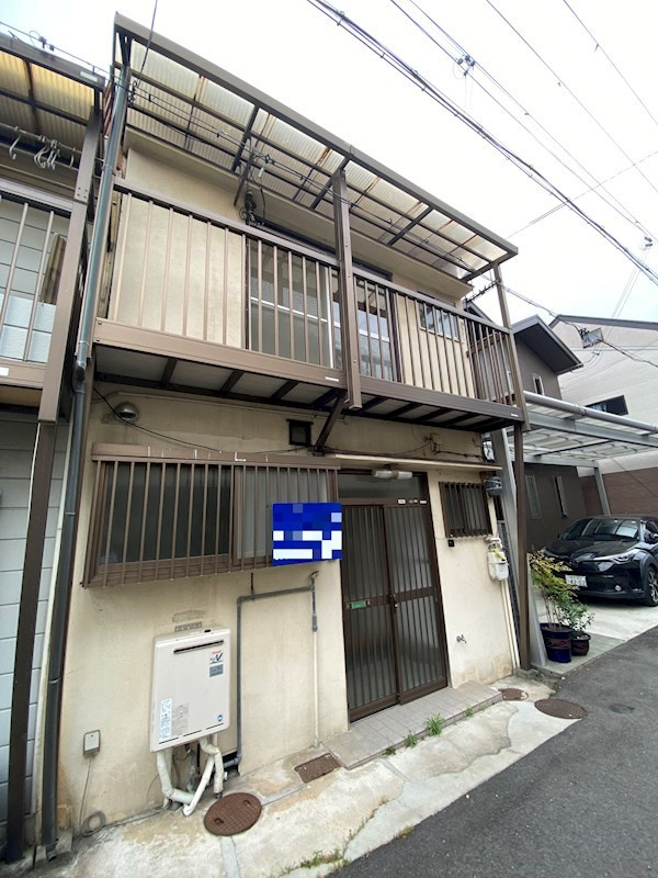 片山町１丁目貸家の外観