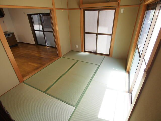 片山町2丁目貸家の和室