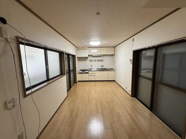 池田邸貸家の居間・リビング