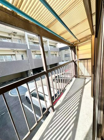 深江南町2丁目貸家のバルコニー