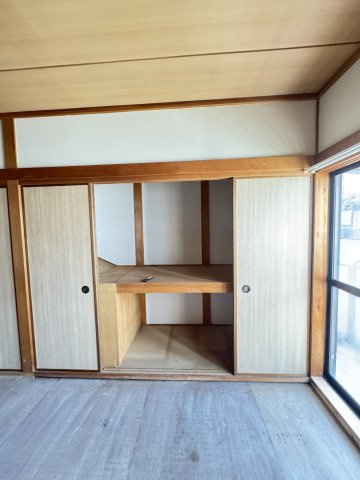 久保町4貸家の収納