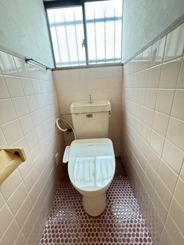 久保町4貸家のトイレ
