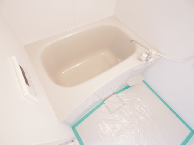 メゾン松山の浴室