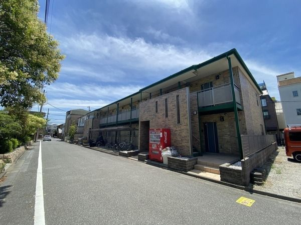 アールブランの外観