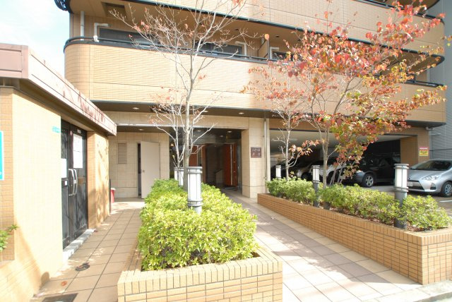 【エントランス】 | ドミール桜川