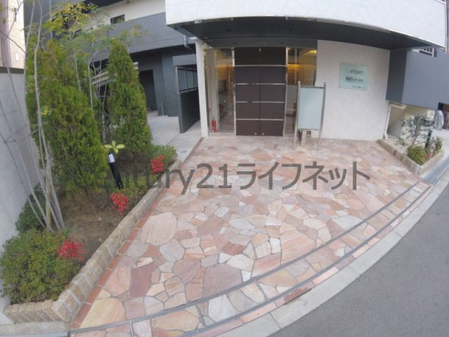 【エントランス】 | エスフォート福島ラルーナ