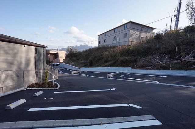 【駐車場】 | セレーノ洞海Ⅳ | 駐車場があります