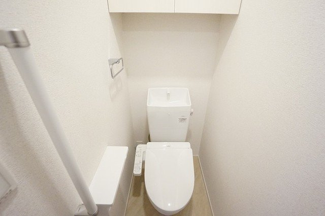 【トイレ】 | セレーノ洞海Ⅳ | 清潔感のあるトイレです