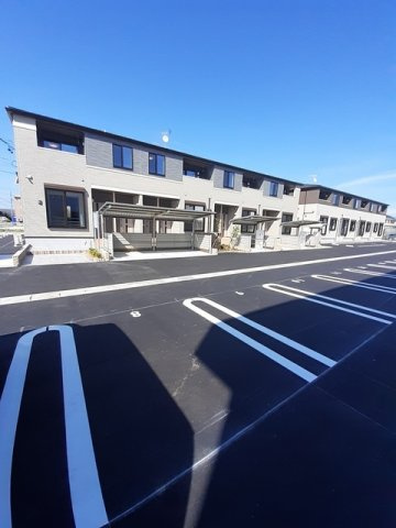 アルメールＡの駐車場|駐車場に車を止められます