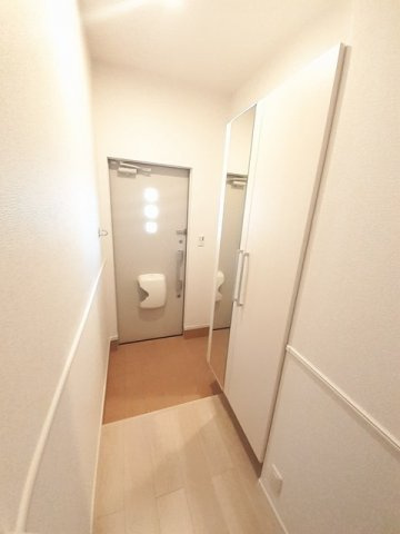 アルメールＡの玄関|ゆったりとした玄関です