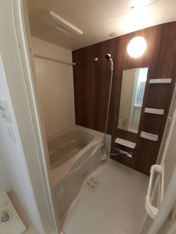 コスモⅣの浴室|お風呂で日々の疲れを落としましょう