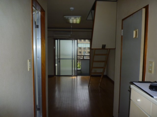 ベルメゾン亀戸の玄関
