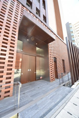 【エントランス】 | ザ・パークハウス神戸トアロード