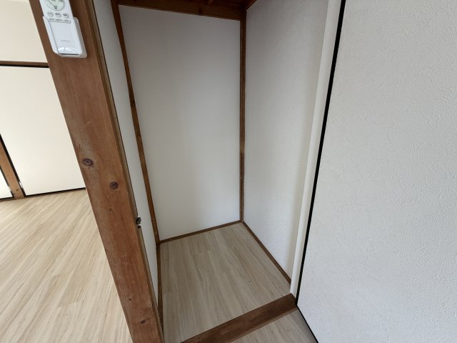 一之江1‐16-17　戸建の収納