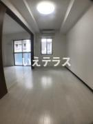 エル・イソベ三宮の寝室
