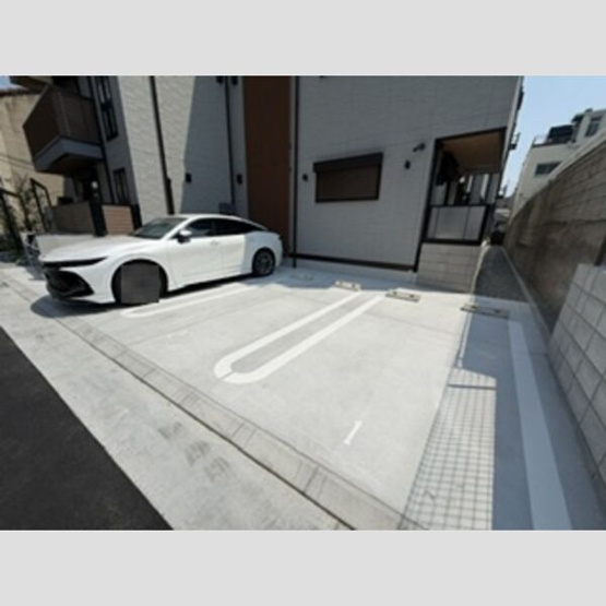 【駐車場】