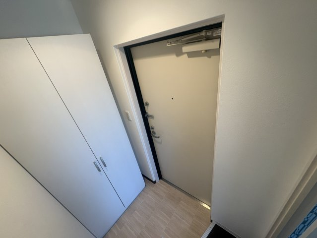 stream esaka江坂の玄関