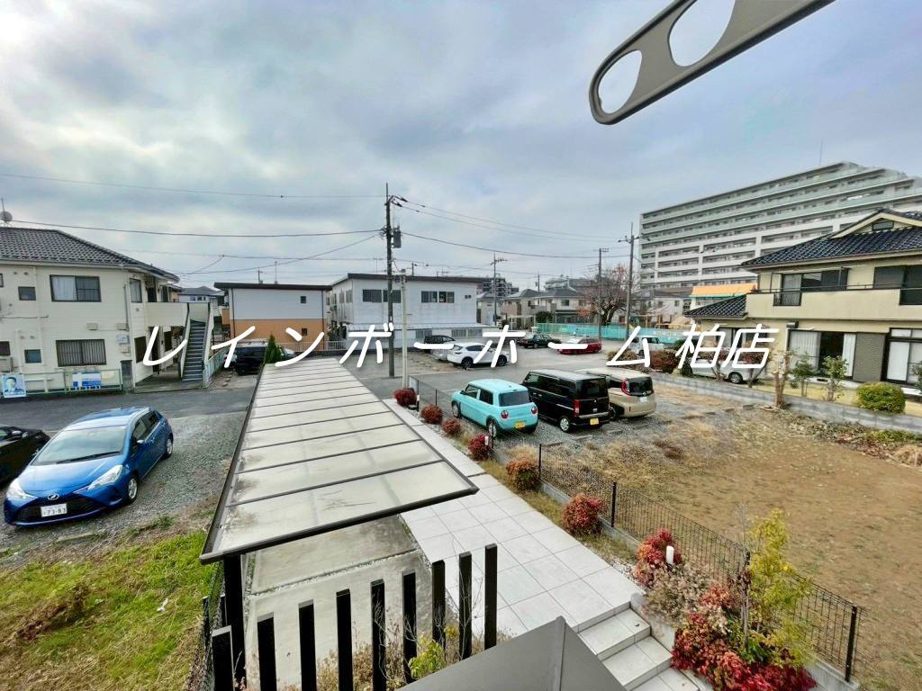 ■仲介手数料（賃料の1.10ヵ月）の50％OFF対象物件！■のバルコニー|バルコニーからの眺めを楽しみながら食事をしませんか