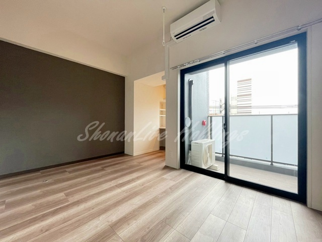 厚木市中町４丁目の賃貸マンションの居間・リビング
