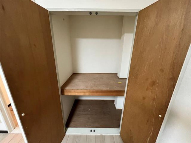 稲城市矢野口の賃貸マンションの収納