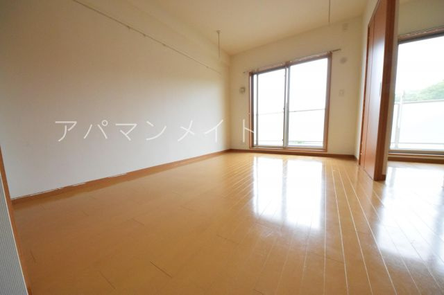 【寝室】 | サンライト緑園 | 寝室です
