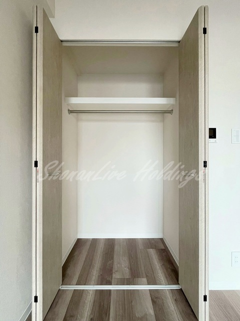 厚木市中町４丁目の賃貸マンションの収納