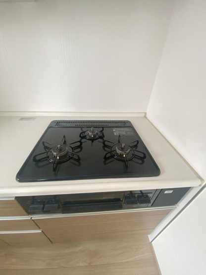 【キッチン】B CITY APARTMENT SHINJUKU NW