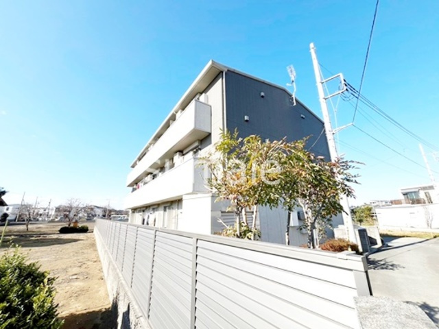 セントポーリアの外観|3階建てのアパート！