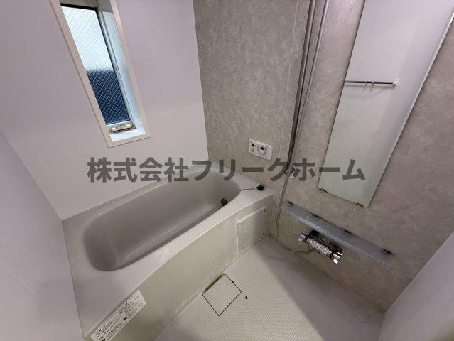 三鷹市牟礼５丁目の賃貸マンションの浴室