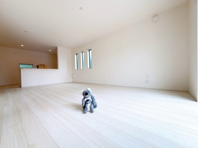 【居間・リビング】 | 北群馬郡榛東村新井　新築住宅　 | 窓を開けるとスッーと爽やかな風を感じるリビング。家族の笑顔が集まる幸せな空間。