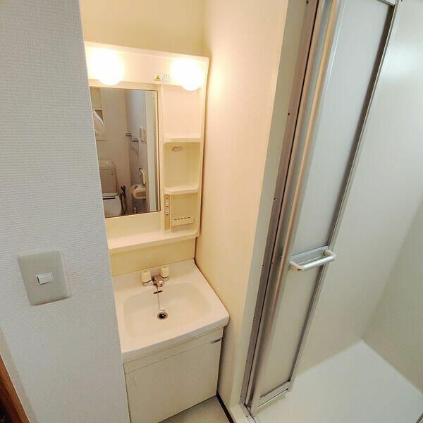 コンフォートプレイスの独立洗面台