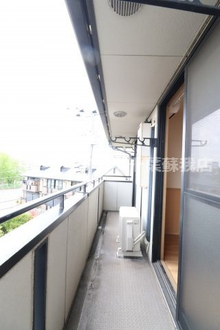 パンプキンハウスのバルコニー|広いので洗濯物が多くても一気に干せますね！