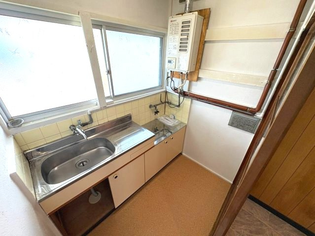 山中田アパートのキッチン