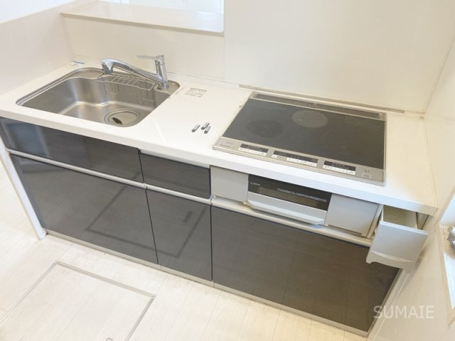 Casa  Comfort  Aのキッチン|お手入れ簡単なIHコンロ！
