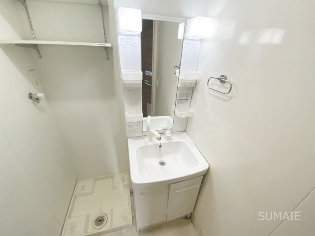 Casa  Comfort  Aの洗面所|使いやすい独立洗面台！