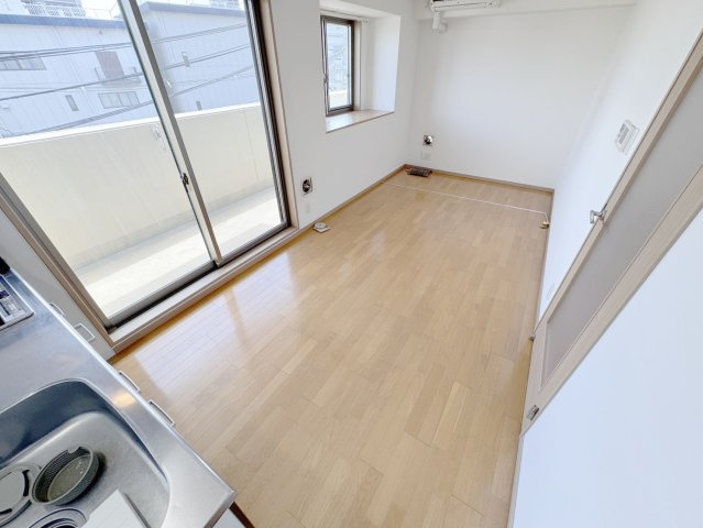 天神川駅前エステートの居間・リビング