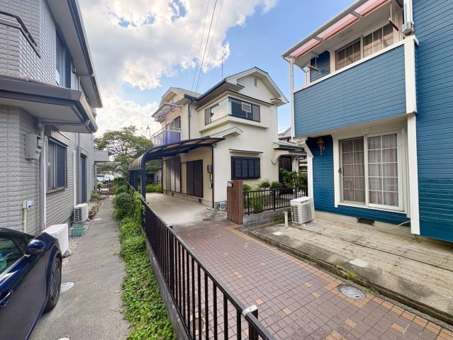 草津市下笠町　中古戸建ての外観