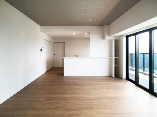 【居間・リビング】 | ラクレイス香椎照葉　★プライスホームなら仲介手数料が無料です★