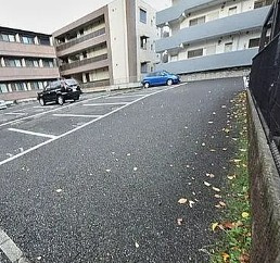セティオ　二番館の駐車場