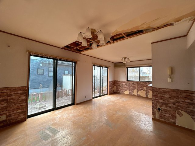 中古戸建　郡山市富久山町福原字陣場　行徳小・明健中の居間・リビング|【リフォーム中】