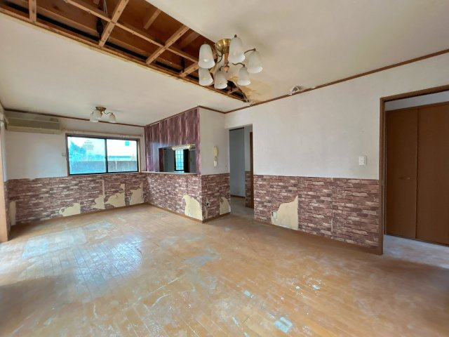 中古戸建　郡山市富久山町福原字陣場　行徳小・明健中の居間・リビング|【リフォーム中】