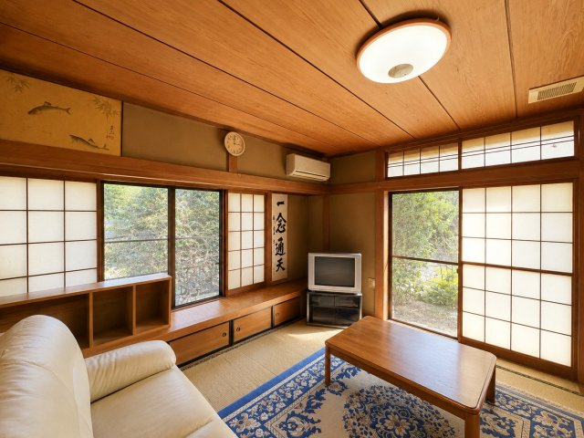 【キッチン】 | 熊谷市相上　中古戸建 | ※一部AIによる加工を行っております